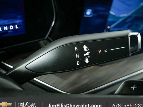 Certified 2025 Chevrolet Tahoe LT image 17