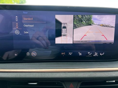 Certified 2025 Buick Envision Sport Touring AWD/4WD image 23