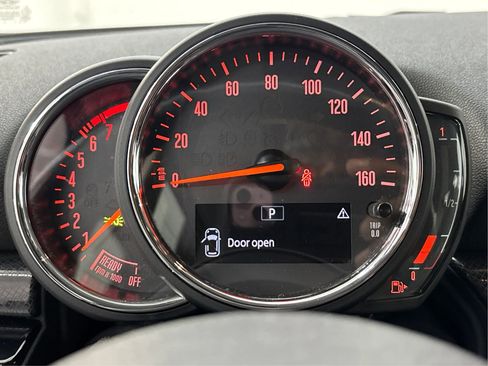 Used 2020 MINI Cooper Clubman S w/ Storage Package image 23