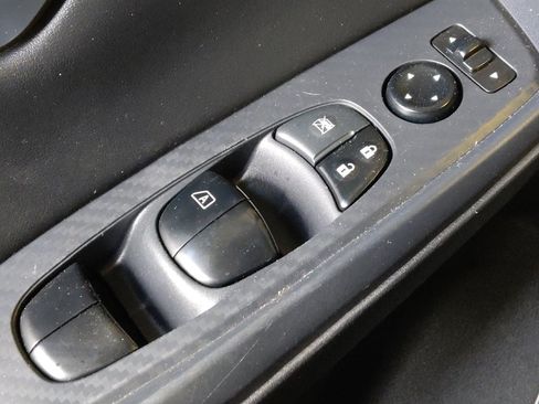 Used 2023 Nissan Sentra SV FWD image 27