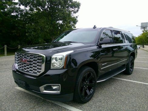 Used 2019 GMC Yukon XL Denali AWD/4WD image 6