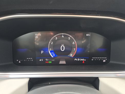 New 2026 Volkswagen Taos SE FWD image 21