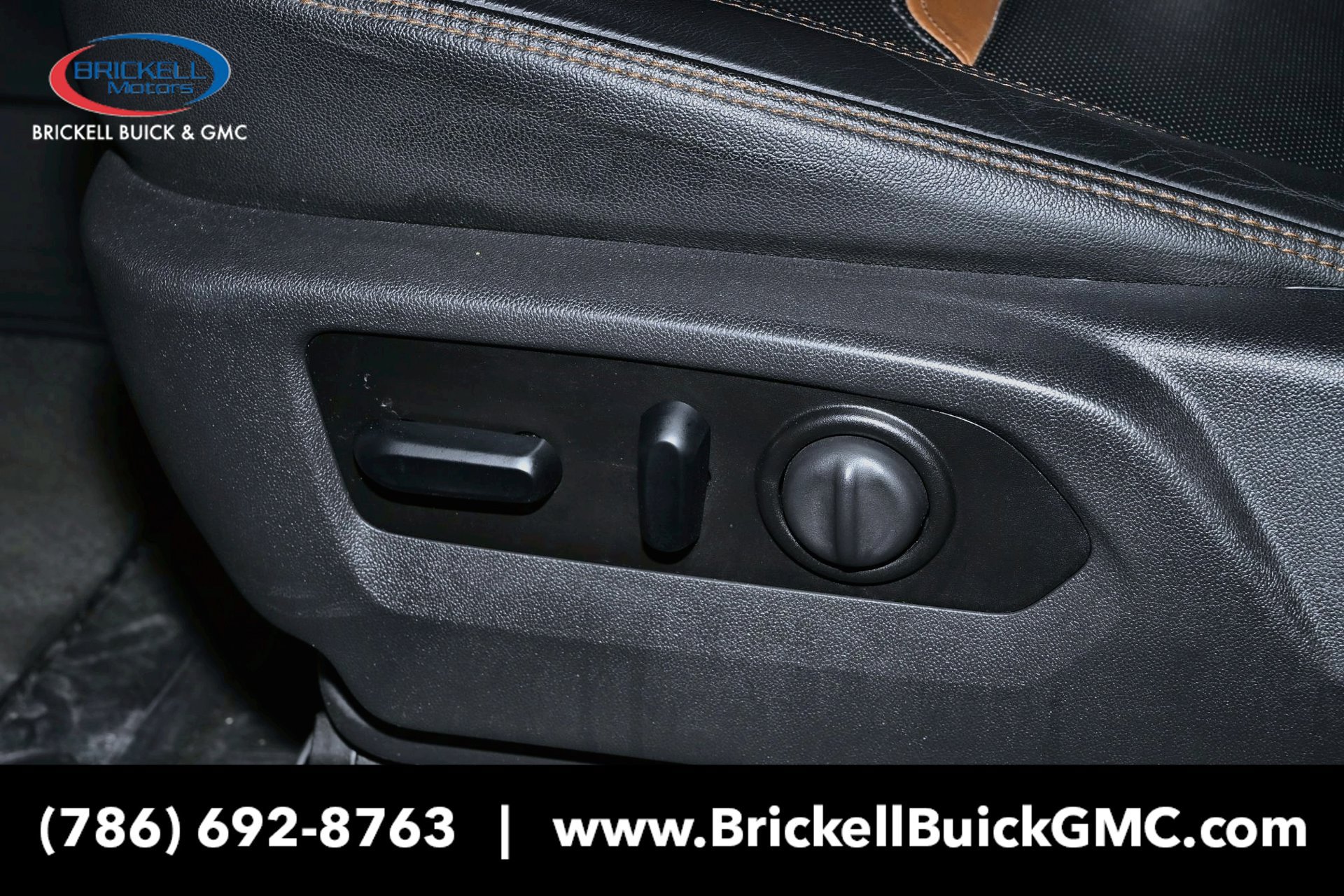 Used 2021 GMC Sierra 1500 AT4 w/ AT4 Value Package AWD/4WD image 26