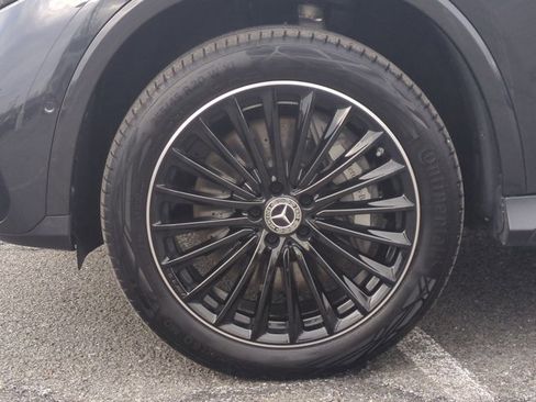 Used 2025 Mercedes-Benz GLC 300 GLC 300 image 25