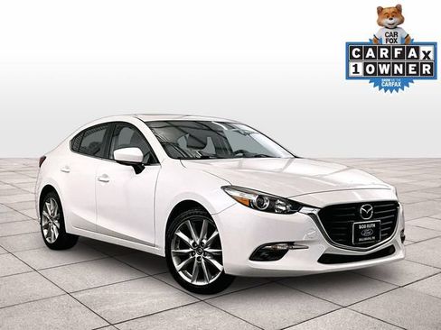 Used 2017 MAZDA MAZDA3 Grand Touring FWD image 2