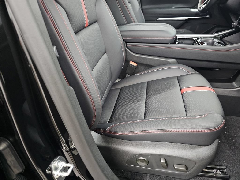New 2026 Chevrolet Traverse RS FWD image 21