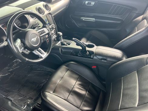 Used 2021 Ford Mustang Premium RWD image 10