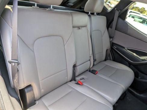 Used 2017 Hyundai Santa Fe Sport FWD image 18