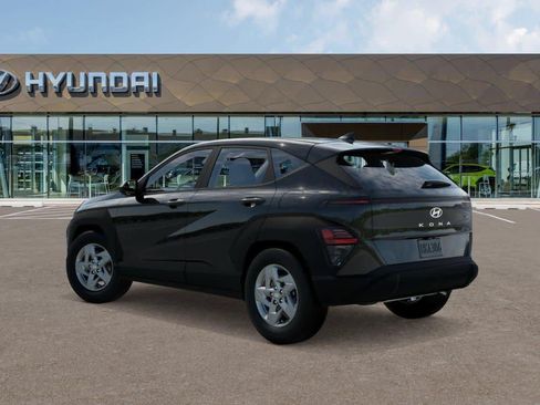 Used 2026 Hyundai Kona SE FWD image 5