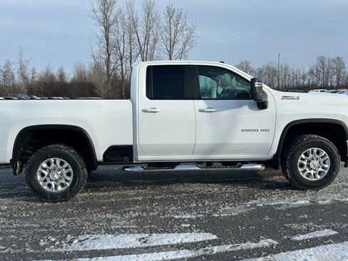 New 2026 Chevrolet Silverado 2500 LT w/ All Star Edition AWD/4WD image 2