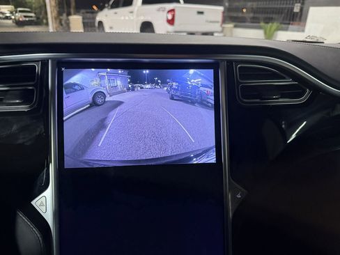 Used 2013 Tesla Model S image 23