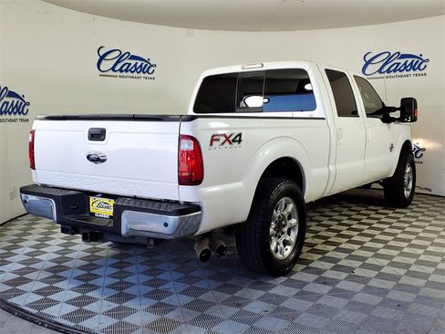 Used 2016 Ford F250 Lariat w/ Lariat Ultimate Package image 7