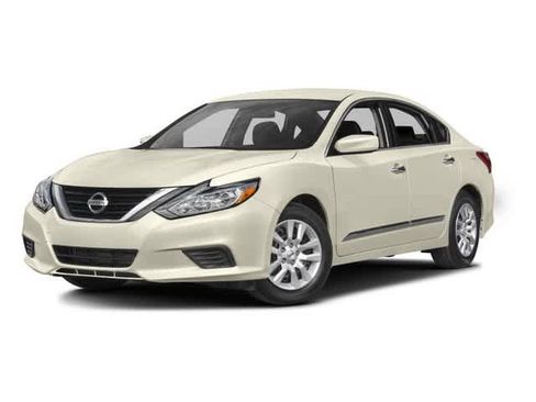 Used 2016 Nissan Altima 2.5 S w/ Power Driver Seat Package FWD image 1
