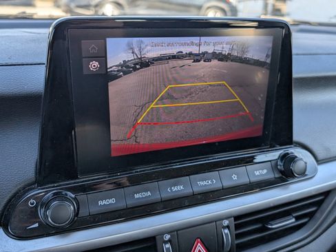 Used 2024 Kia Forte LXS image 7