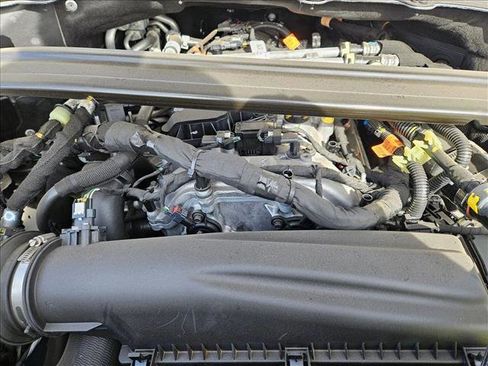 New 2025 Ford Explorer ST-Line image 15