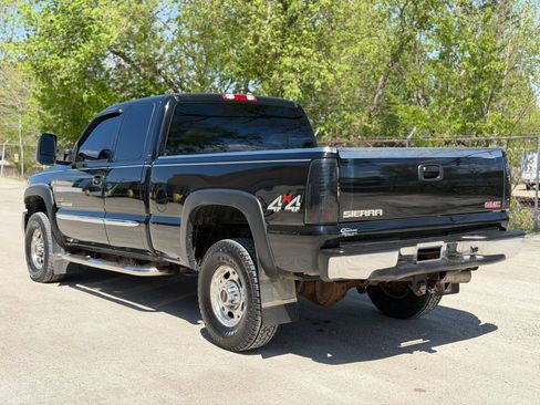 Used 2003 GMC Sierra 2500 SLT w/ SLT Preferred Equipment Group AWD/4WD image 7