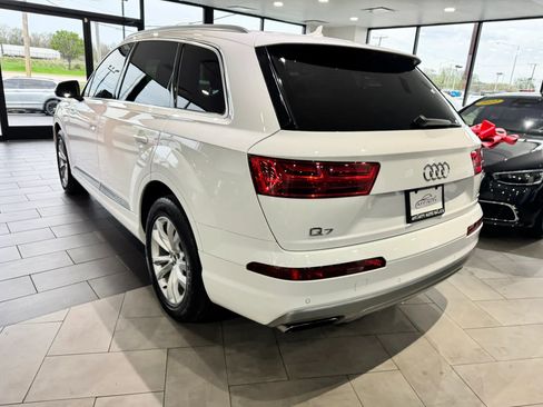 Used 2019 Audi Q7 3.0T Premium Plus image 3