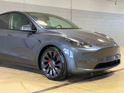 Used 2021 Tesla Model Y Performance image 5