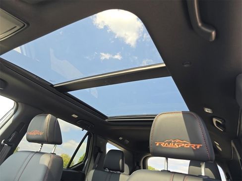 New 2025 Honda Pilot TrailSport image 3