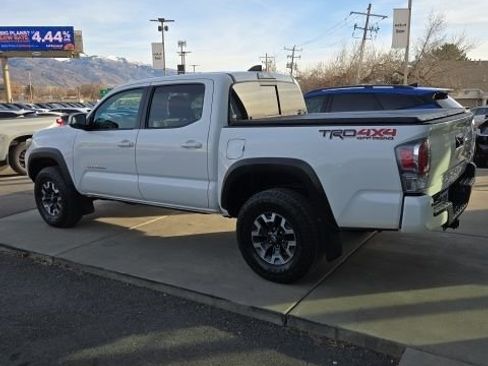 Used 2023 Toyota Tacoma TRD Off-Road w/ Technology Package image 3