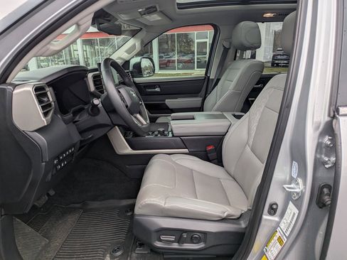 Used 2023 Toyota Sequoia Limited image 18