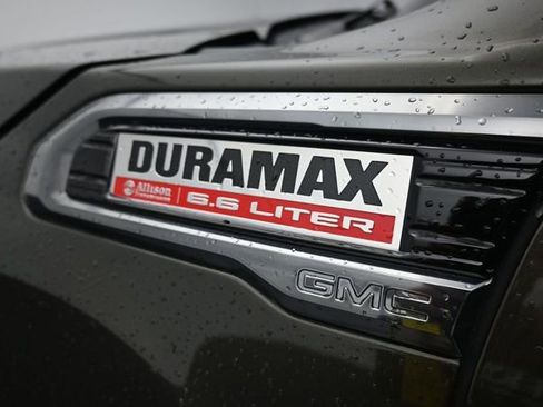 Used 2023 GMC Sierra 2500 AT4 w/ AT4 Preferred Package AWD/4WD image 28