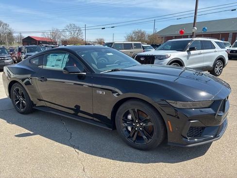 New 2026 Ford Mustang GT RWD image 9