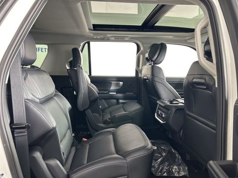 New 2026 Ford Expedition Max Platinum w/ Driver's Package image 31