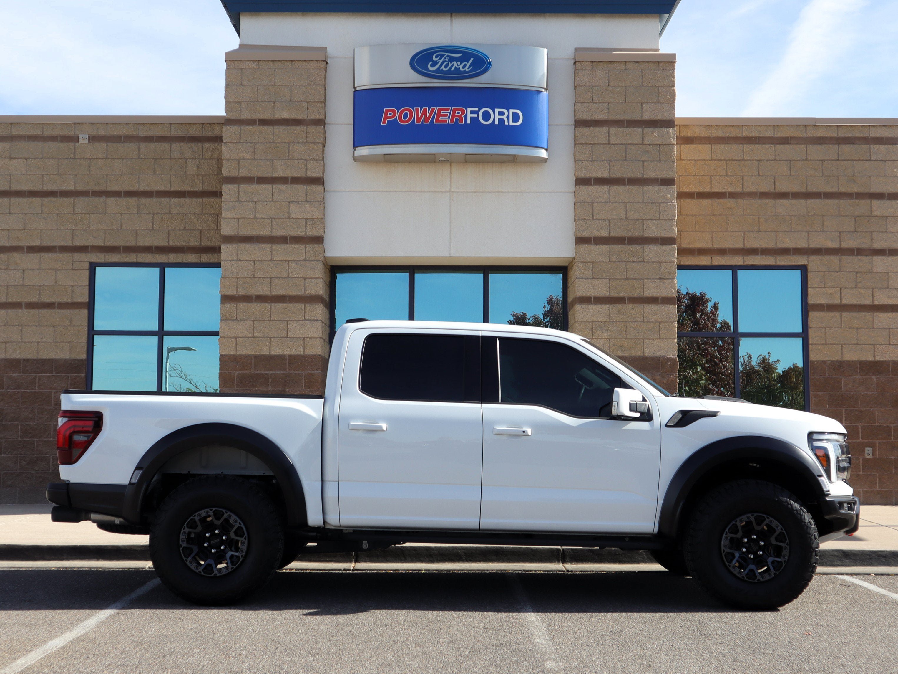 Used 2024 Ford F150 Raptor w/ Equipment Group 803A Raptor R AWD/4WD image 5