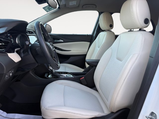 Used 2023 Buick Encore GX Select AWD/4WD image 9