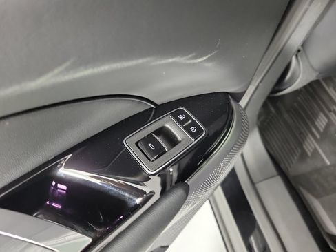 Used 2024 Cadillac Lyriq Luxury RWD image 14