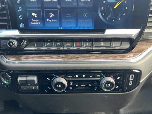 Used 2023 Chevrolet Silverado 1500 RST w/ Z71 Off-Road Package image 24