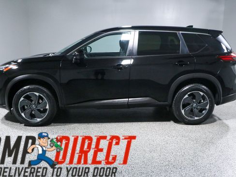 Used 2024 Nissan Rogue SV FWD image 10