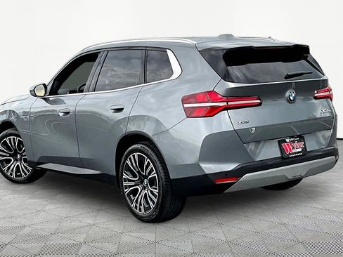 Used 2025 BMW X3 xDrive30i w/ Premium Package image 4