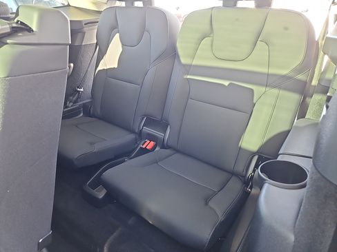 New 2026 Volvo XC90 B6 Plus w/ Protection Package Premier image 23