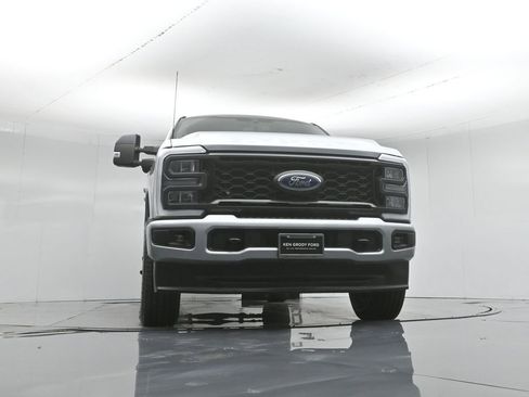 Used 2024 Ford F250 Lariat w/ Sport Appearance Package AWD/4WD image 52