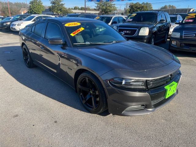 Used 2016 Dodge Charger R/T RWD image 1