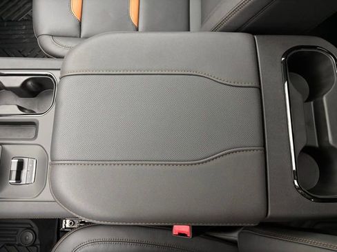 New 2026 GMC Sierra 1500 AT4 w/ Technology Package image 32