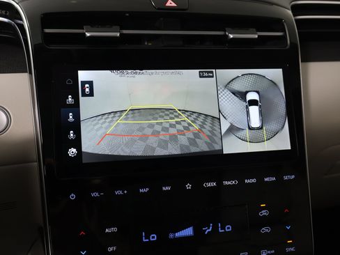 Certified 2024 Hyundai Tucson Limited AWD/4WD image 6