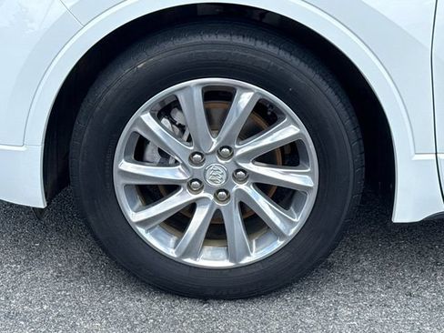 Used 2020 Buick Envision Essence FWD image 11