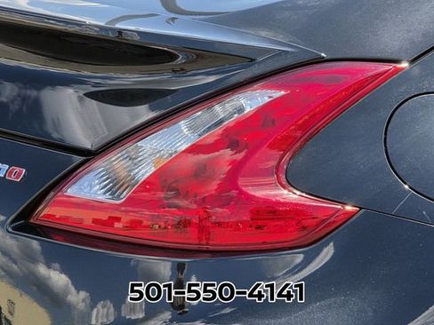 Used 2015 Nissan 370Z NISMO image 17