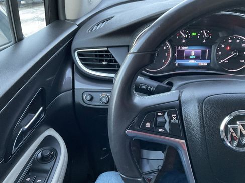 Used 2020 Buick Encore Preferred image 17