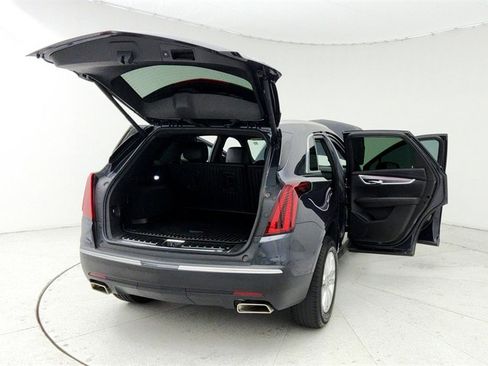 Used 2022 Cadillac XT5 Luxury w/ LPO, Floor Liner Package image 12