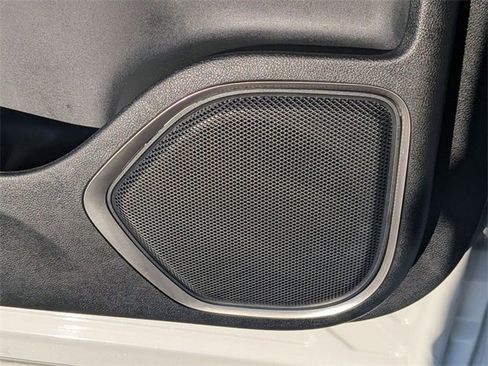 Certified 2023 Lincoln Nautilus AWD w/ Premium Package image 16