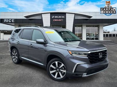 Used 2025 Honda Pilot Touring