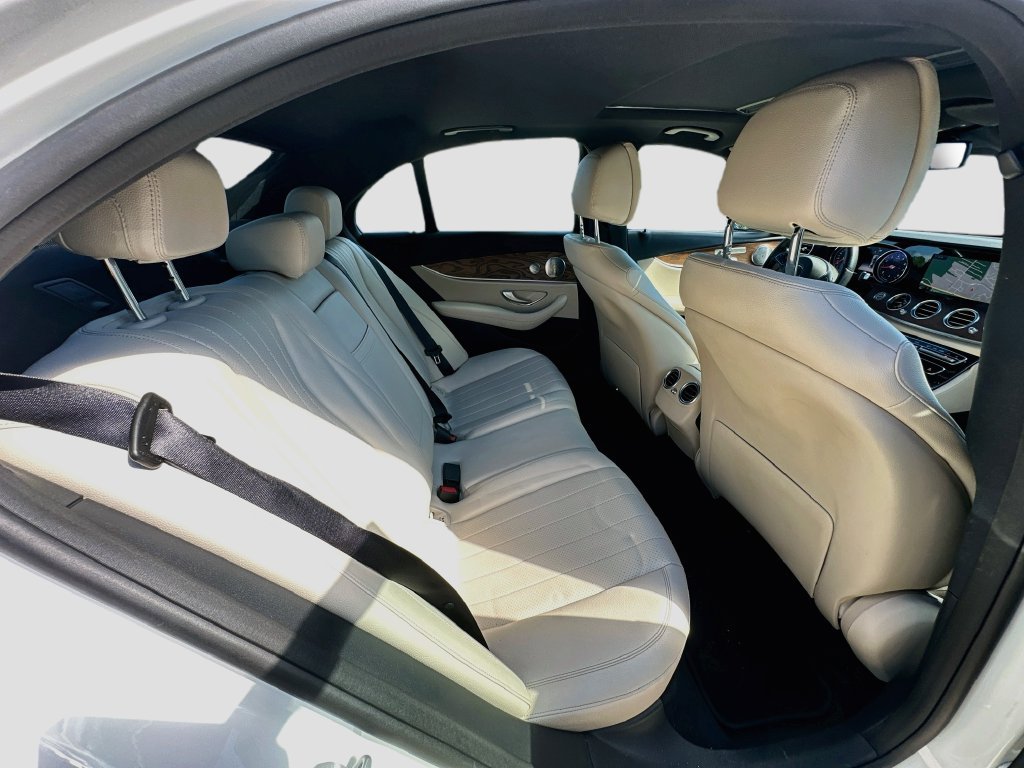 Used 2017 Mercedes-Benz E 300 4MATIC image 29