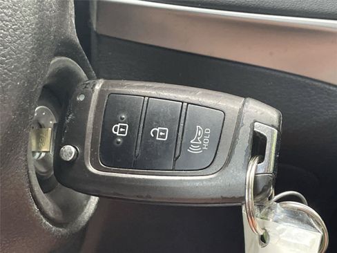 Used 2022 Hyundai Palisade SE AWD/4WD image 30