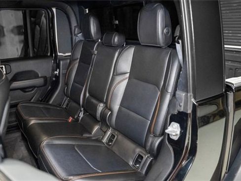 Used 2023 Jeep Gladiator Mojave w/ Trailer Tow Package image 10