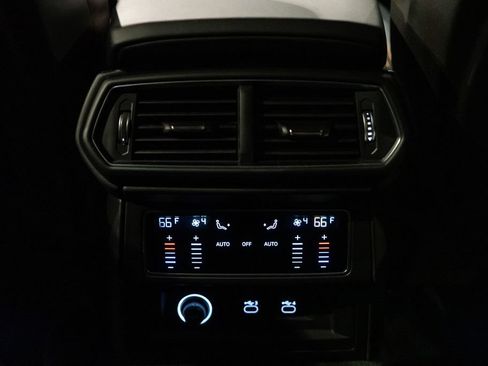 Used 2024 Lamborghini Urus S AWD/4WD image 38