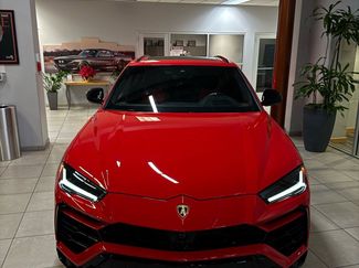 Used 2022 Lamborghini Urus video 2